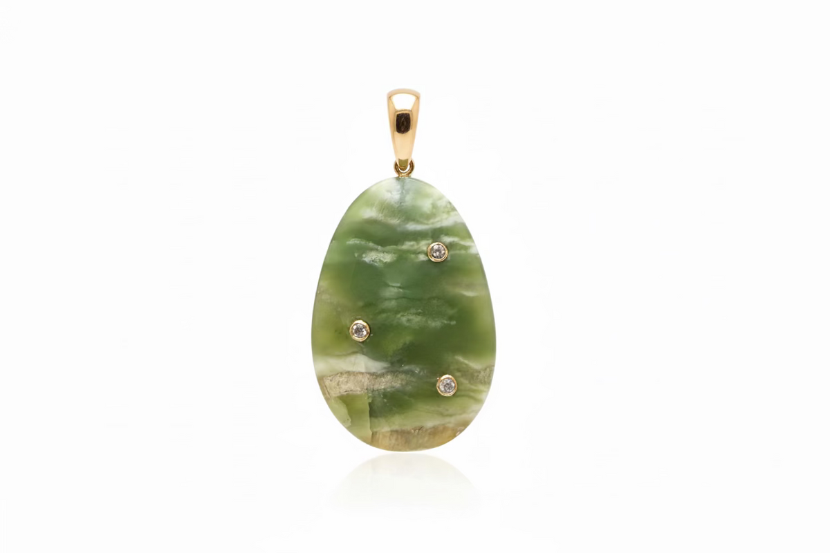 Call me Different Natural Stone Green Pietersite