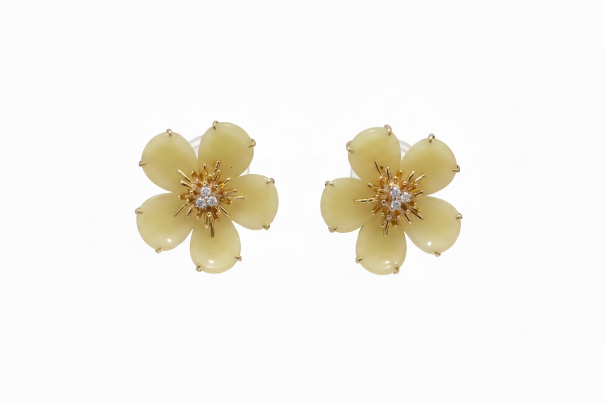 Lemon Stone Daisy Earrings with Diamonds