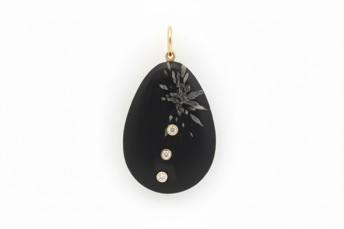 Call me Different Natural Stone Black