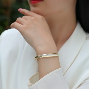 One Row Dome Bangle